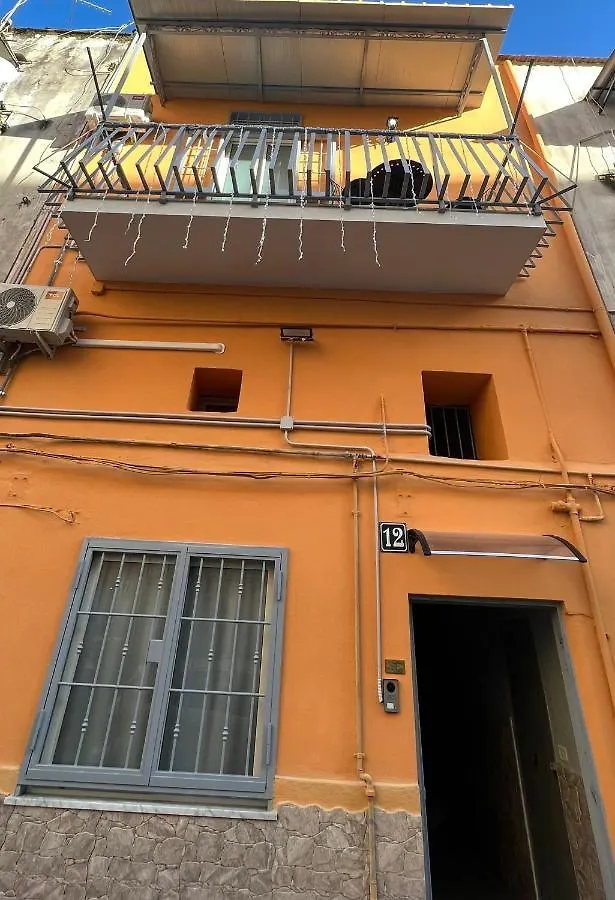 Bed & Breakfast Napoli Centro La Casa Di Lello Italy